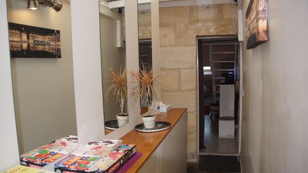Free Parking - Self Checkin - Wifi - Duplex La Fusterie - Superbordeaux Appartement